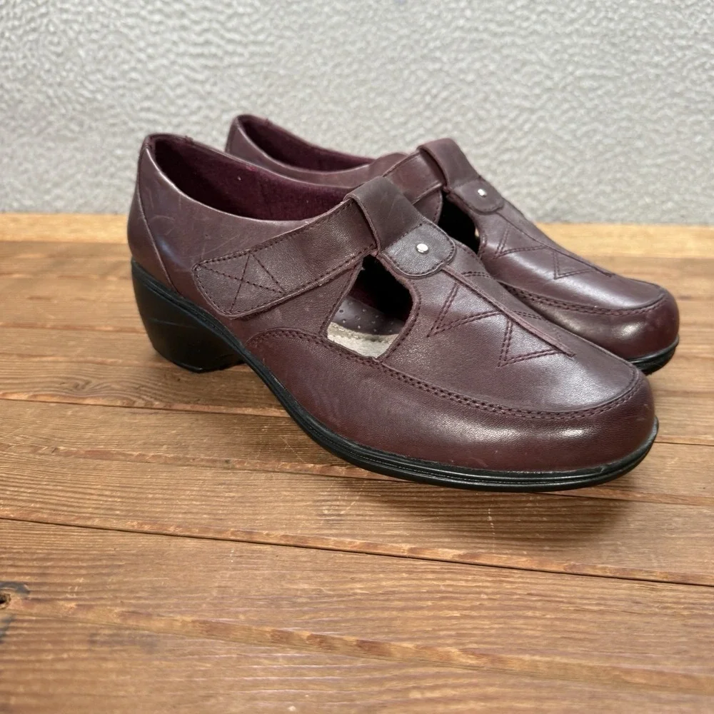 Thom McAn Shoes Womens 9W‎ Cranberry Hilliard Leather Mary Jane Loafers Preppy